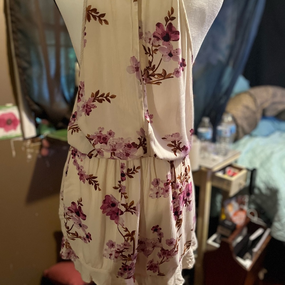 Romper - Picture 2 of 2